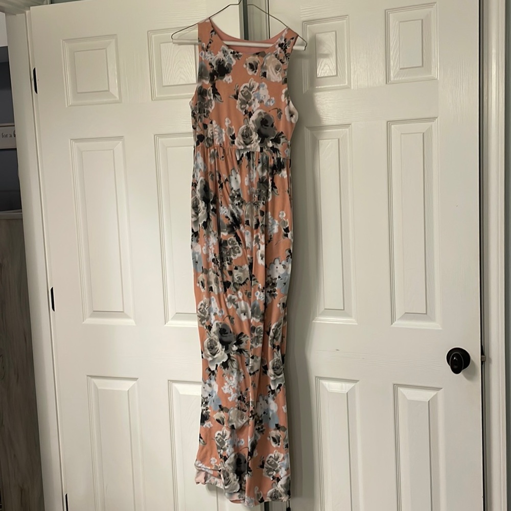Floral maternity dress